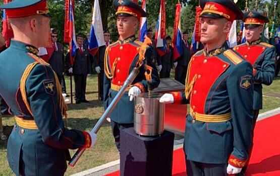 Дмитрий Азаров почтил в Словении память погибших русских и советских солдат