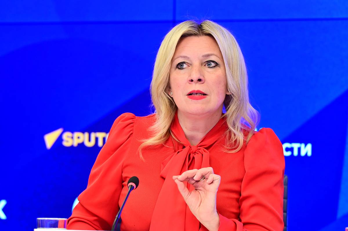 Захарова: досудебная фаза спора с Прибалтикой по правам русских завершается