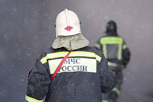 Склад с паллетами загорелся в Подмосковье