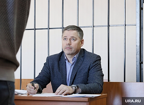 Адвокат Чернов, подозреваемый в даче взятки, не смог выйти из курганского СИЗО