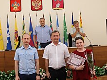 Глава района передал государственные награды участникам СВО и их родным