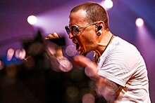 Linkin Park не будет выступать с голограммой умершего вокалиста