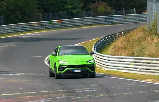 На трассе Нюрбургринг тестируется новый Lamborghini Urus