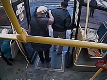 Ударившийся головой об автобус нижегородец, предположительно, был пьян