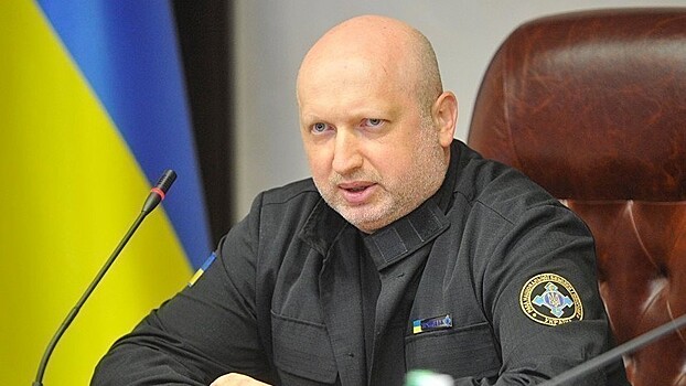 Турчинов пригрозил организаторам выборов в Донбассе