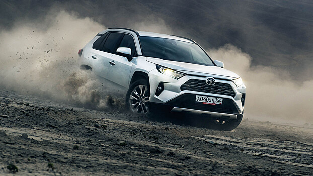 Тест-драйв: Toyota RAV4 2.5 AT AWD Престиж Safety