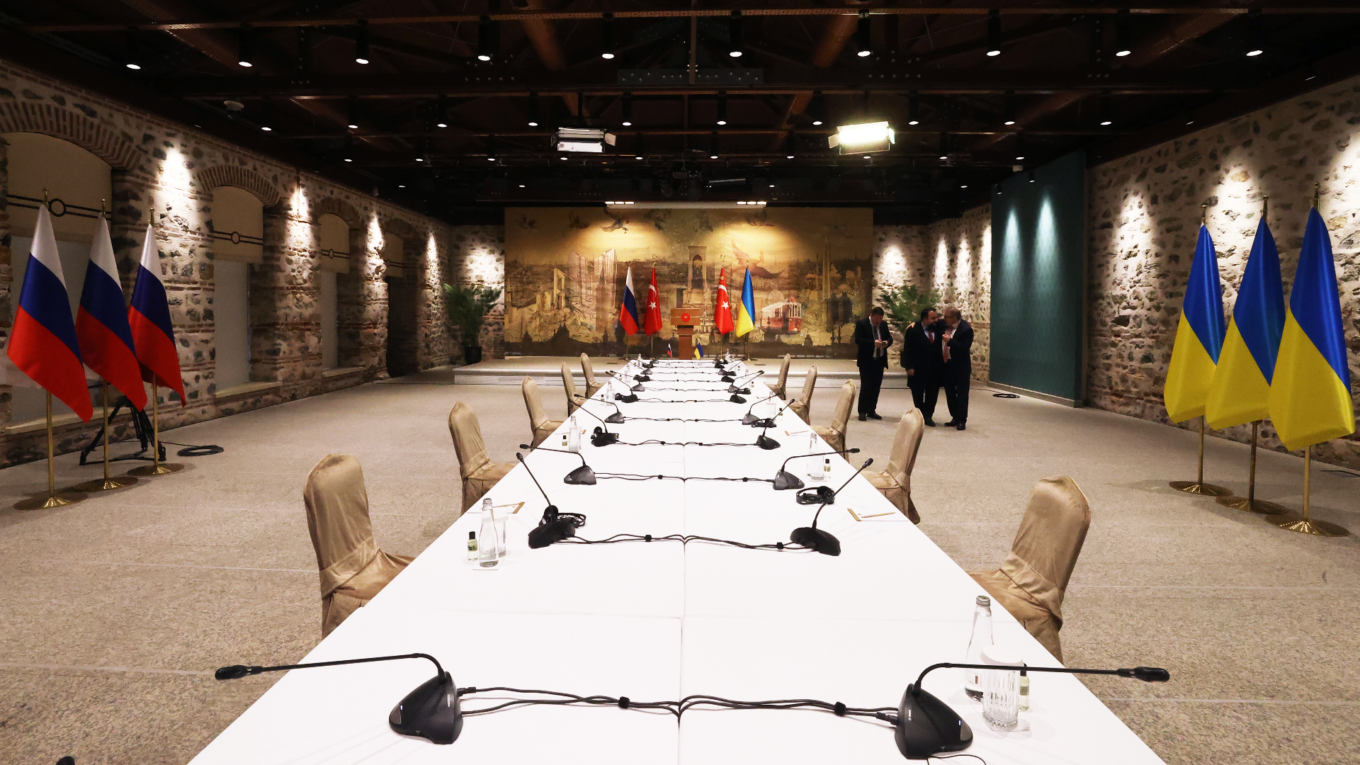 Раскрыты мотивы Запада, пытающегося навязать России перемирие