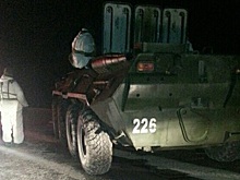 В Мурманской области БТР протаранил иномарку