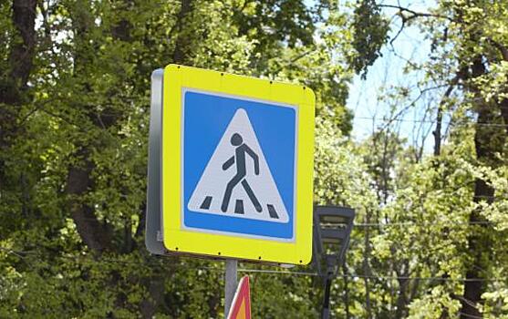 Под Курском полиция ищет водителя Chevrolet, сбившего пешехода и скрывшегося с места ДТП