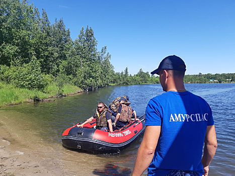 В Райчихинске тело мужчины, утонувшего на озере, нашли на глубине 6 метров