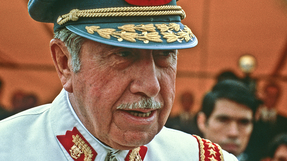 Аугусто Пиночет в 1988 году