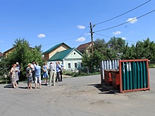 В Оренбурге контейнерная площадка стояла на проезжей части