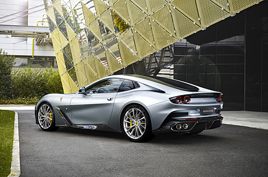 Эксклюзивный Ferrari, первый электрокар Subaru и обновлённая Hyundai Creta: главное за неделю