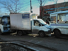 Очевидцы: в Воронеже произошло массовое ДТП с участием двух маршруток