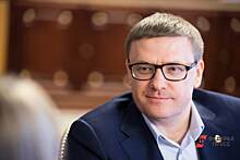 Челябинский губернатор Текслер приехал на ПМЭФ-2022 для налаживания международных связей