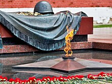 В Бельгии в День Неизвестного Солдата возложили цветы к памятникам павшим в стране воинам