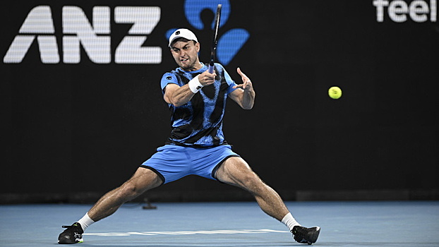 Карацев победил Мунара и вышел во второй круг Australian Open