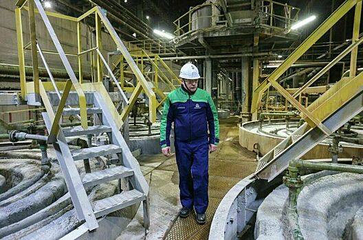 В Саратовской области отметили 50-летние крупнейшего в Поволжье химического производства
