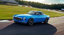 Классический Volvo P1800 Cyan превратился в идеальный рестомод