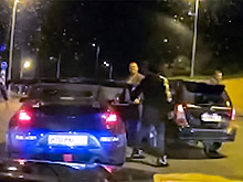 Не стоило драку затевать: хулиганам на внедорожнике дали отпор