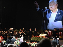 Путин пришел проститься с народным артистом СССР Олегом Табаковым