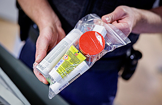 Евросоюз готовится разрешить провоз до двух литров жидкости в ручной клади
