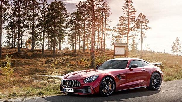 Mercedes создает подушки безопасности для лежащих водителей