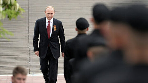 Путин впервые объявил минуту молчания на параде Победы