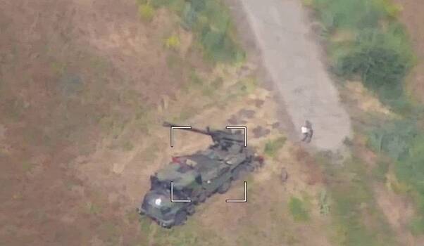 Уничтожение артиллерийской установки НАТО российским дроном попало на видео
