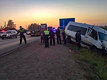 В Свердловской области произошло ДТП с микроавтобусом с детьми