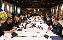 В Стамбуле начались переговоры делегаций России и Украины