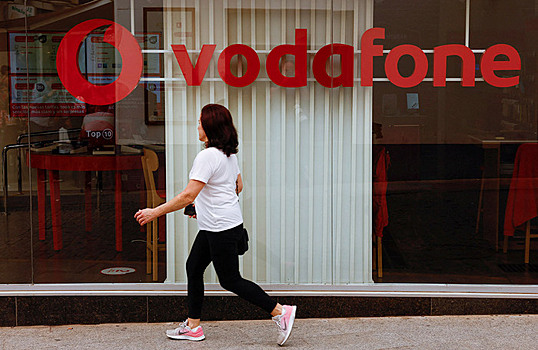 Телекоммуникационная компания Vodafone может объединиться с гонконгским оператором