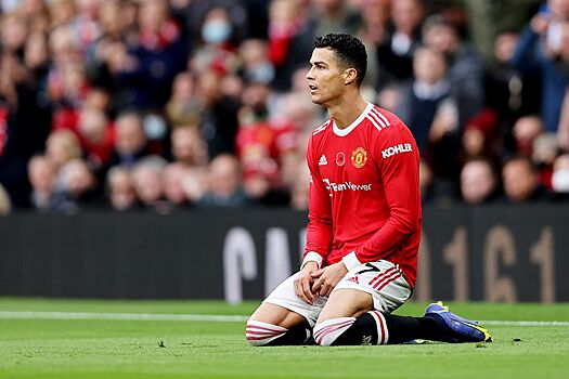 Роналду готов на понижение зарплаты ради ухода из "МЮ"