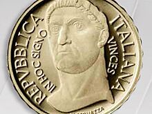 Император Константин на золотых 10 евро Италии