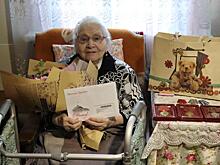 В Касимове поздравили с 95-летием ветерана войны и труда Анастасию Ермакову