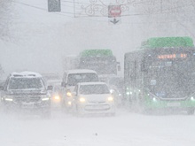 Нулевая видимость и метель: непогода обрушилась на Южно-Сахалинск и Петербург