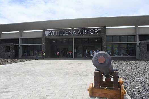 Где находится самый бесполезный аэропорт в мире