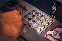 Катасонов: У банкоматов выстроятся огромные очереди