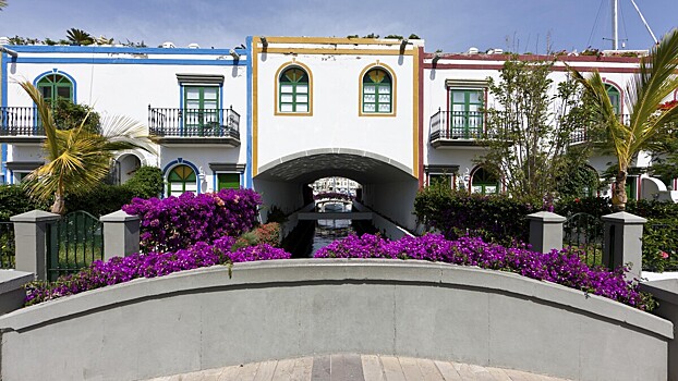 Какое жилье можно купить за границей по цене «двушки» в Москве