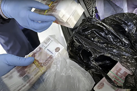 Подпольная типография задержанных в Дагестане фальшивомонетчиков попала на видео