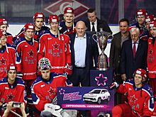 Никитин выигрывал трофей с ЦСКА, Мартина снесли с ног в воротах. Яркие фото победы в Кубке