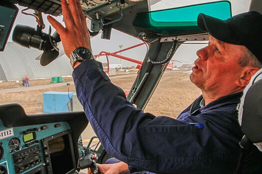 «Одно небо на двоих»: пилот Московского авиацентра о своем пути в День авиации и космонавтики
