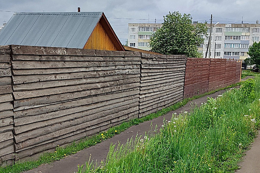 «Получил по заслугам»: глухонемого инвалида избили за то, что справил нужду на улице