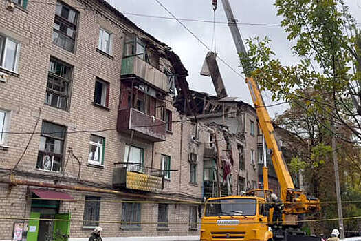 В Красном Луче ЛНР восстановили подачу газа в поврежденный многоквартирный дом
