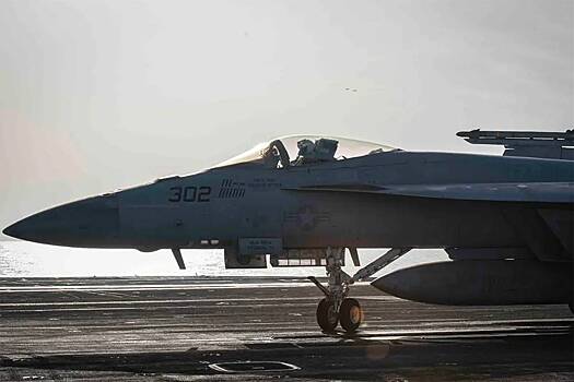 На американских F/A-18E заметили отметки о сбитии дронов