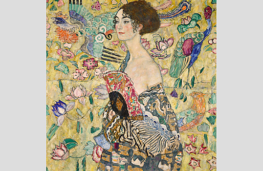 «Дама с веером» Густава Климта установила ценовой рекорд для произведений искусства на европейских торгах