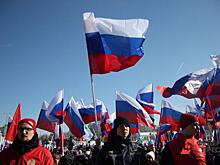 Российские знаменитости отметили День российского флага с жителями ЛНР