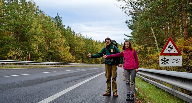 Стоит ли брать в попутчики голосующего на дороге?
