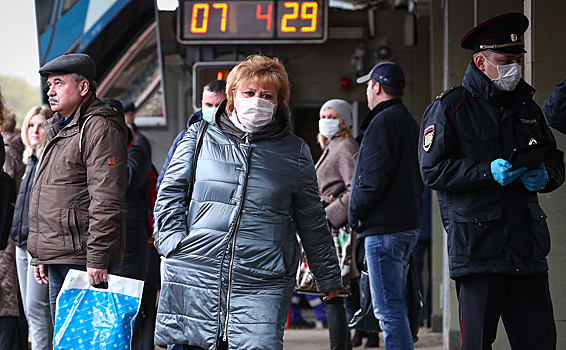 Россиянам рассказали, как избежать пика пандемии