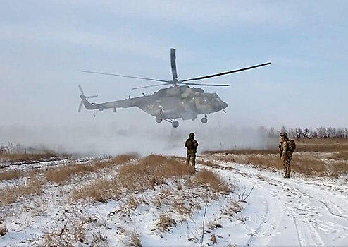Военные врачи ЗВО ежедневно оказывают медицинскую помощь военнослужащим и гражданскому населению в зоне СВО